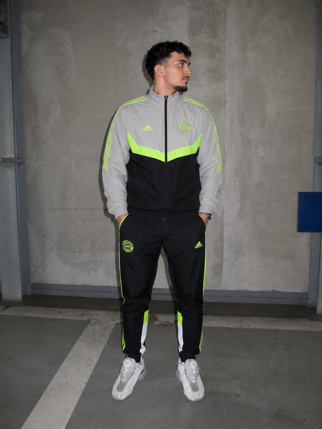 FC Bayern Tracksuit (UNISEX)