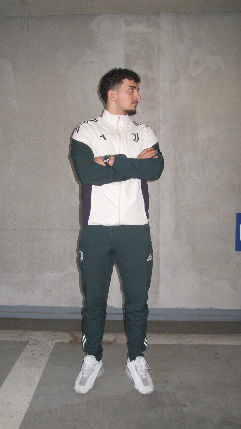 Juventus Tracksuit 2025/26