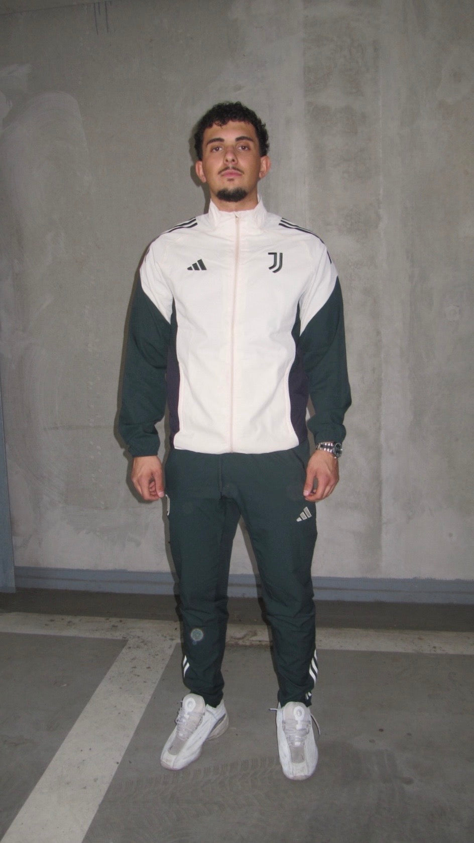 Juventus Tracksuit 2025/26